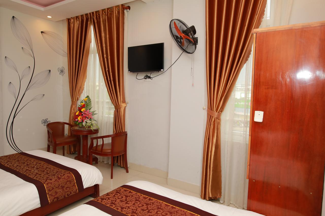 Cong Thuong Hotel Da Nang Exterior photo